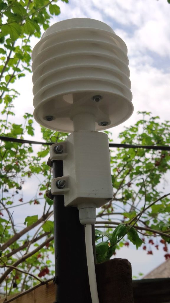 Метеомережу кафедри розширено ще двома додатковими датчиками!